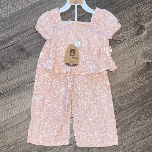 NWT Rabbit + Bear matching outfit size 18mo - Picture 1 of 2